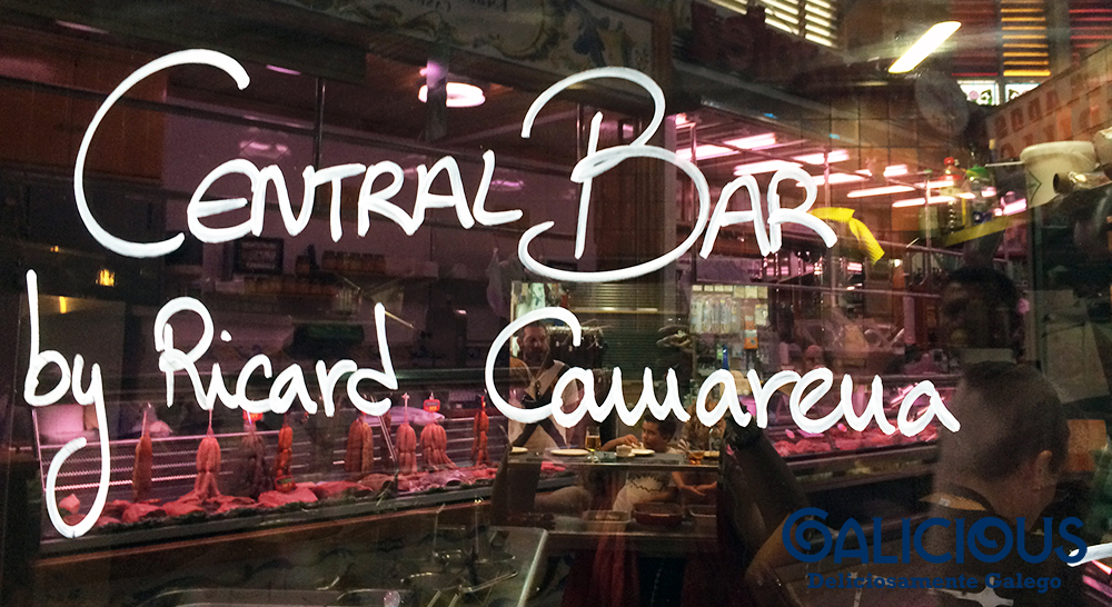 Central Bar by Ricard Camarena